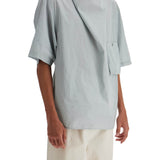 CLOSED SHORT-SLEEVED SHIRT